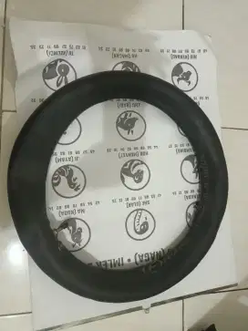 Ban dalam motor metik 80/90 kondisi utuh 100%