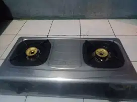 Kompor gas RINNAI 2tungku RI-522 E