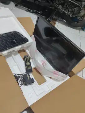 TV LG LED 22 inch (Layar Hitam Putih)