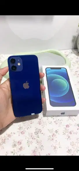 Jual iphone msih mulus pemakaian pribadi