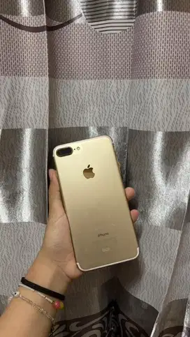 iPhone 7+ gold 256gb ex ibox