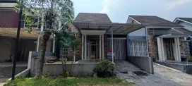 Disewakan Rumah Citraland Golf Avenue Dkt UC