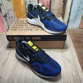 Sepatu nike struktur 25