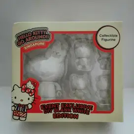 LIMITED EDITION: Hello Kitty Go Around Singapore (5 pcs)