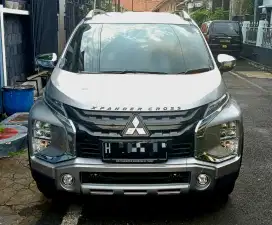 Xpander Cross th 2022