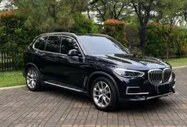 BMW X5 2022/21 Hitam Facelift 7 Seater