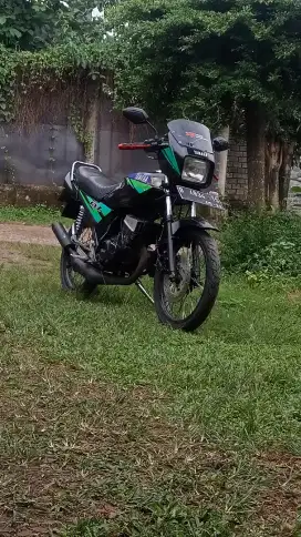 RXZ tahun 1997 Hitam