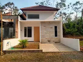 PROMO TINGGAL 1 UNIT RUMAH SIAP HUNI KEBONAGUNG,KOTA MALANG