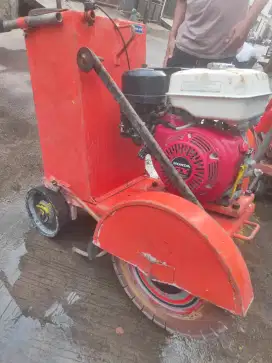 DiJUAL MESIN Potong aspal beton HONDA JEPANG