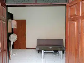 Disewakan Kamar Kost di Ploso Timur Khusus Putri / Mahasiswi / Pekerja