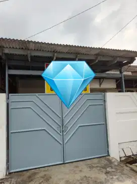 Jual cepat rumah cocok buat Gudang