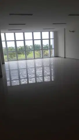Ruko Tipe Besar di Topaz Commercial Summarecon Bandung