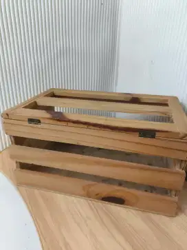 Box Kayu Ukuran Sedang Untuk Menyimpan Peralatan