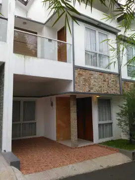 DiJual Cepat Rumah 2lantai