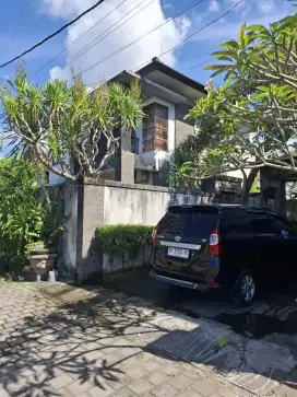 Buc villa 250m2 pool,furnis view sawah elit sekar jepun gatsu dkt mall