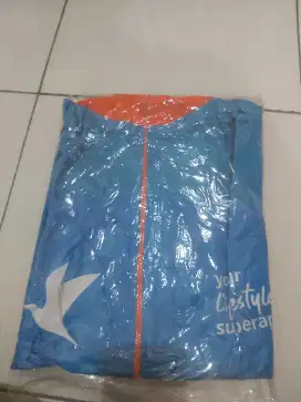 Jaket traveloka