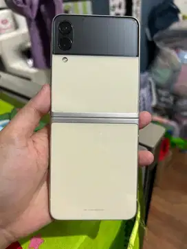 Samsung zflip 3 5G minus