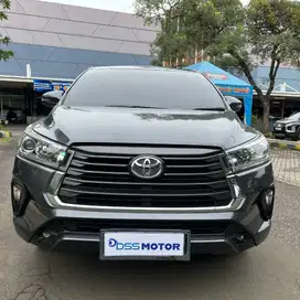 TOYOTA	Kijang Innova 2.4 V AT 2022