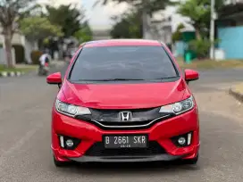 HONDA JAZZ 1.5 RS CVT 2016 MERAH