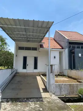 BU! DIJUAL CEPAT RUMAH SIAP HUNI DEKAT TOL CIMANGGIS