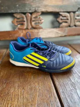 Sepatu Futsal Adidas Adi5
