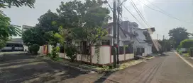 Di jual rumah luas di pamulang permai estate