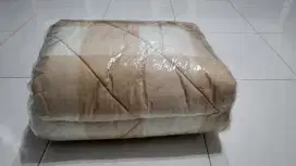 Bed Cover ukuran 200 cm x 180 cm