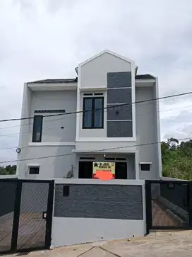 Rumah mewah harga murah di cinunuk