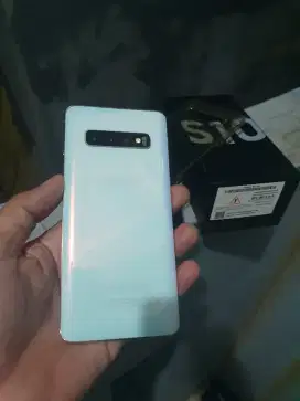 Samsung s10 8/128GB SEIN fullset