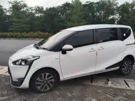 Toyota Sienta 1.500CC Type V Automatic Tahun 2017 PajakPanjg Siap Gass