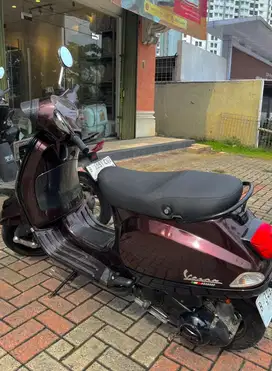 Vespa LX 150 2012 brown