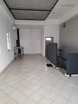 DISEWAKAN Ruko FRANKFURT - Gading Serpong