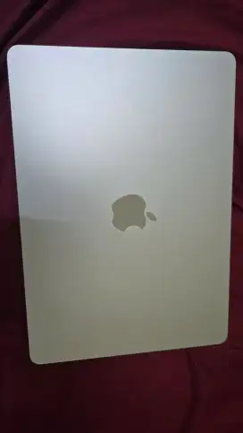 Macbook Air M2 2022 13.6 inch 8/512 GB IBOX