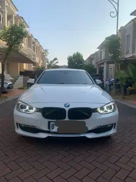 BMW 320i luxury 2014 putih service record