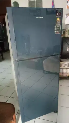 Kulkas POLYTRON 2pintu