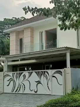 Jual Rumah Tropical Minimalis Woodland Citraland Surabaya Barat