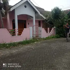 Dijual rumah siap huni lokasi tengah kota