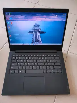 Lenovo i3 gen10 ram8gb ssd256gb normal