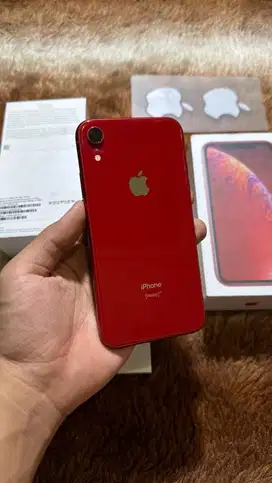 iPhone XR 64GB Merah