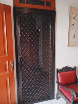 Terima pesanan pintu kawat nyamuk magnet