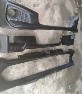 Bodykit yaris 2011/2012 (Mentahan)