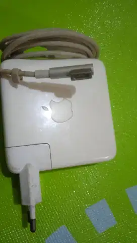 Carger laptop apple macbook 85w magsafe 1 tipe L. Normal