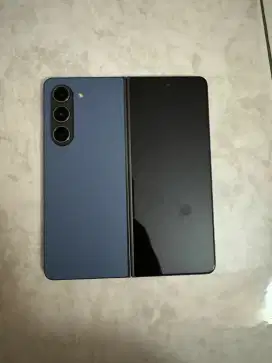 Dijual Samsung Galaxy Z Fold 5 512 GB Unit & Kabel Only