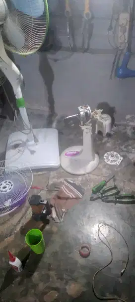 Jasa perlistrikan,elektronik,penerbasan rumput,dll