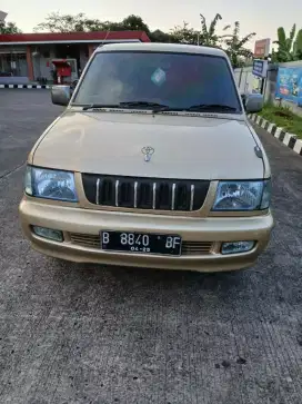Kijang LGX EFI Th 2000