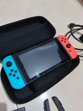 Nintendo Switch Reg V2 OFW 99% like new