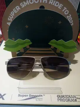Kacamata pria polaroid aviator tipis lentur anti patah