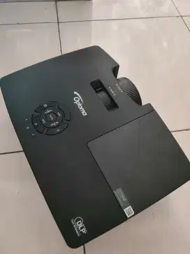 Proyektor optoma HDMI mulus murah