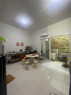 Rumah Pakuwon City Minimalis Terawat
