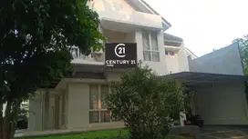 Dijual Rumah Hook Strategis di Discovery Bintaro Sektor 9(1166-SN HJ)